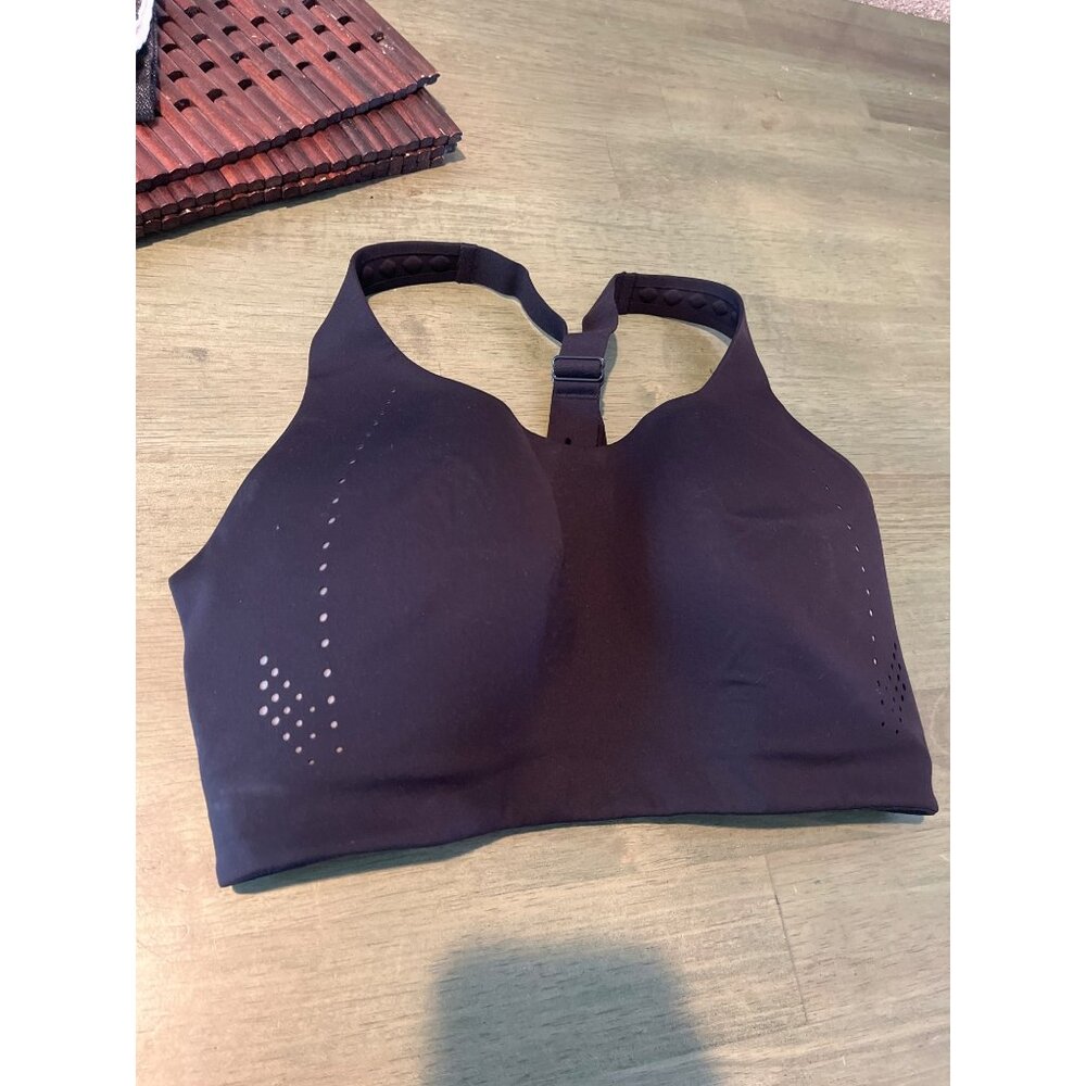 Lululemon Black Medium-Support Bra With Adjustable Racerback Design & Breathable